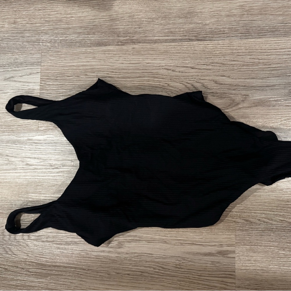 Andie x Mindy swim Ibiza size small